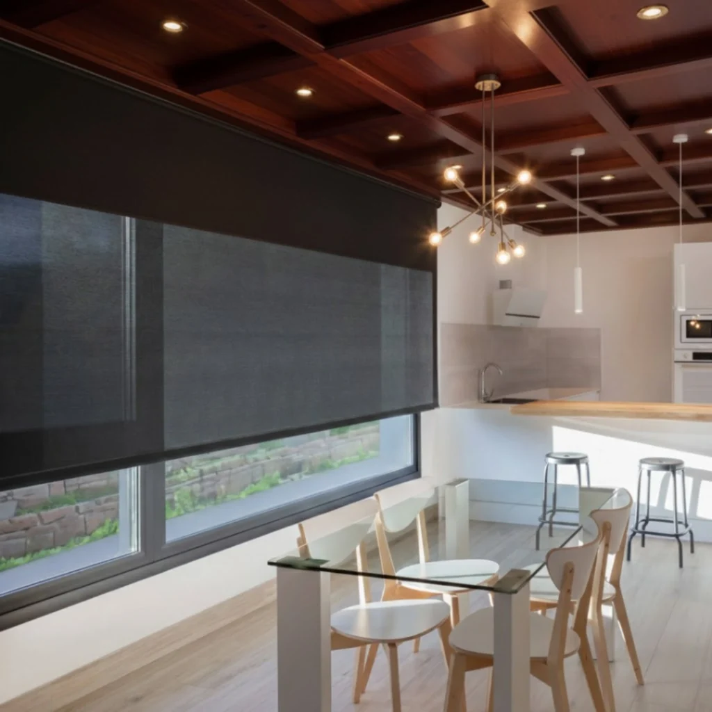 Persiana Rolô Tela Solar Screen 1% – Preta