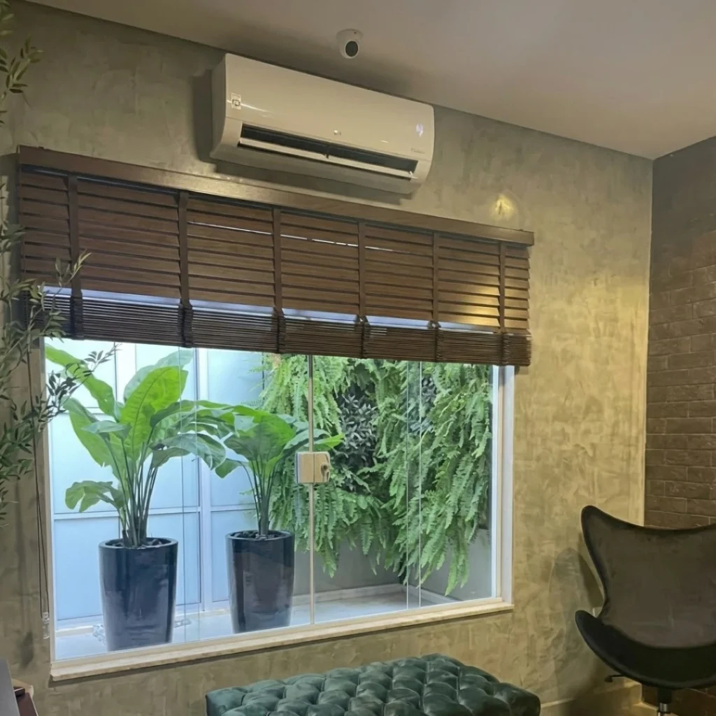 Persiana Horizontal de Madeira – Zebrano